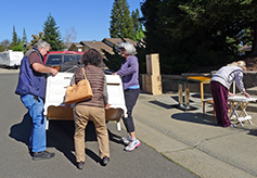 Dresser being loaded onto truck