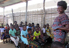 Tchilalo Teaching Sunday School Children